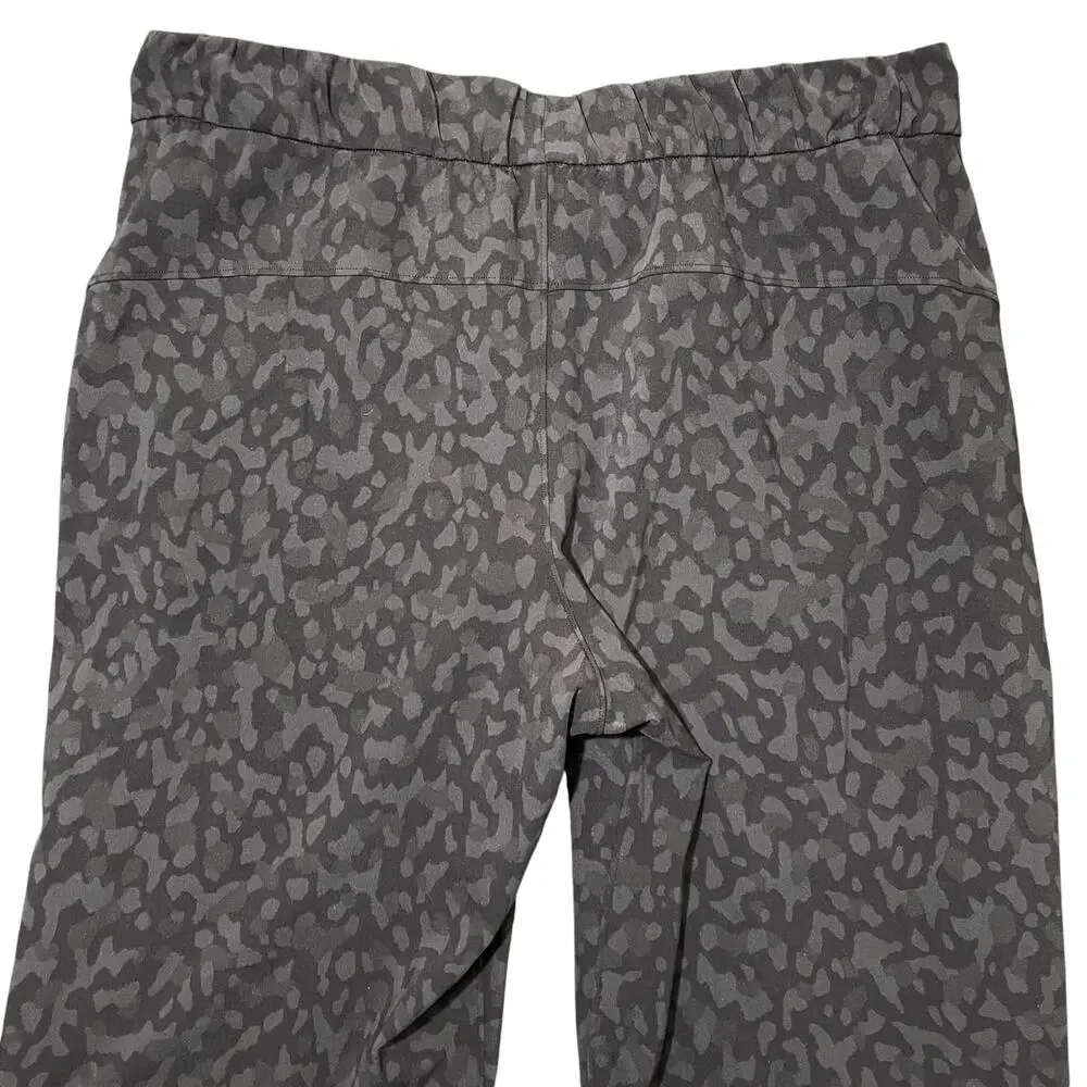 Lululemon On the Fly 7/8 Pants Formation Camo Gray Black W5CITS Gym Size 10